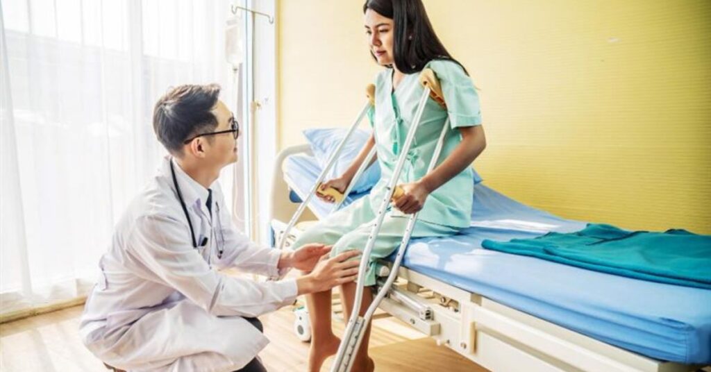 orthopedic surgeon in indore