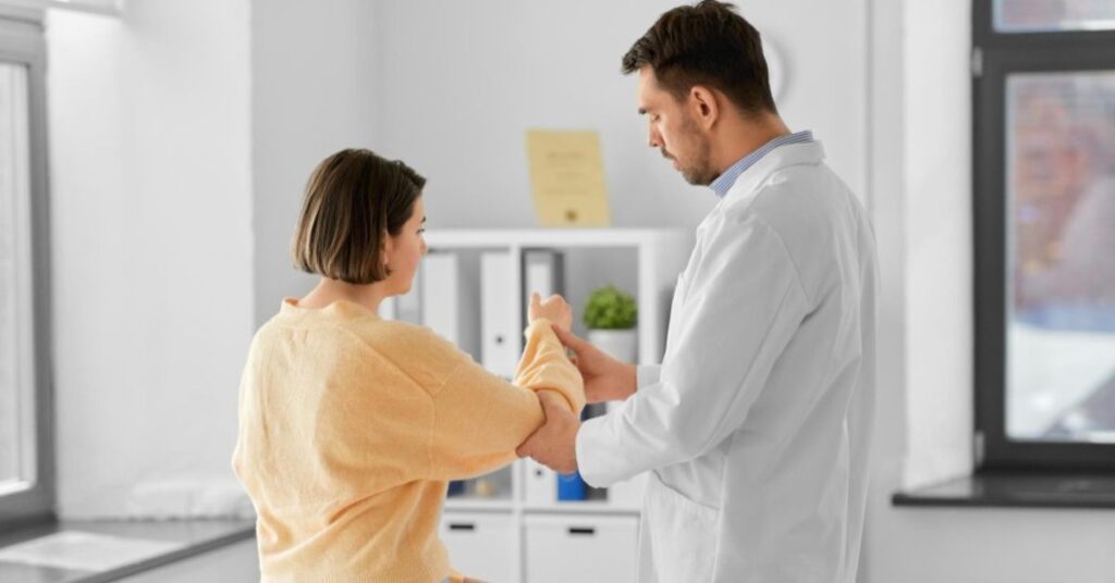 bone specialist doctor in indore
