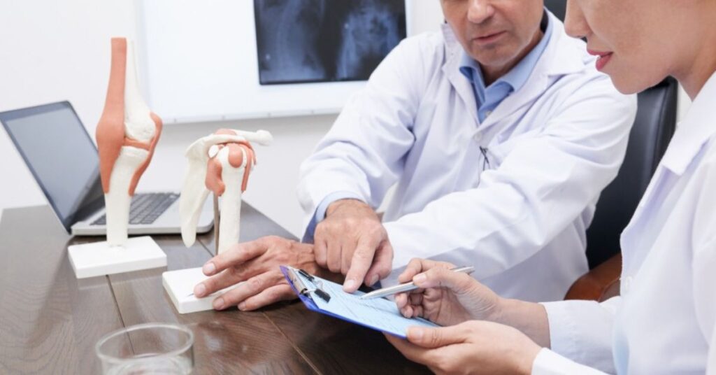 orthopedic surgeon in indore