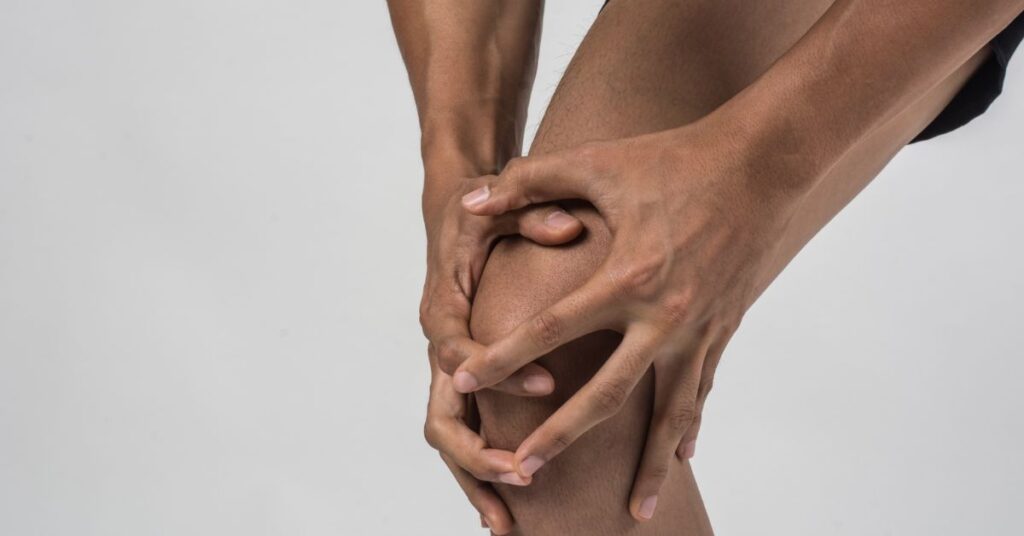 orthopedic doctor in indore knee pain in young adults stiffness joint strain lifestyle impact physiotherapy care